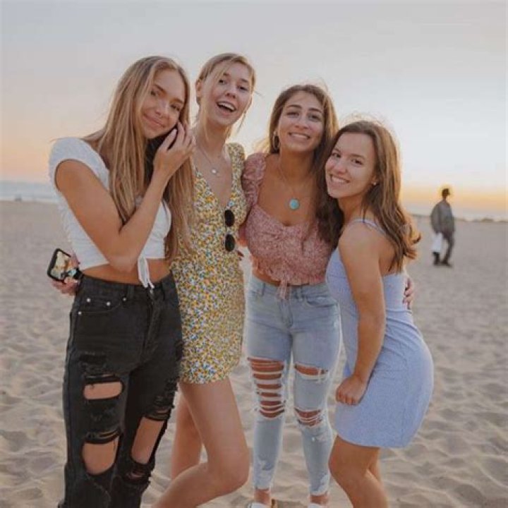 Madison Vanderveen Age | Wiki, Net worth, Bio, Height, Boyfriend