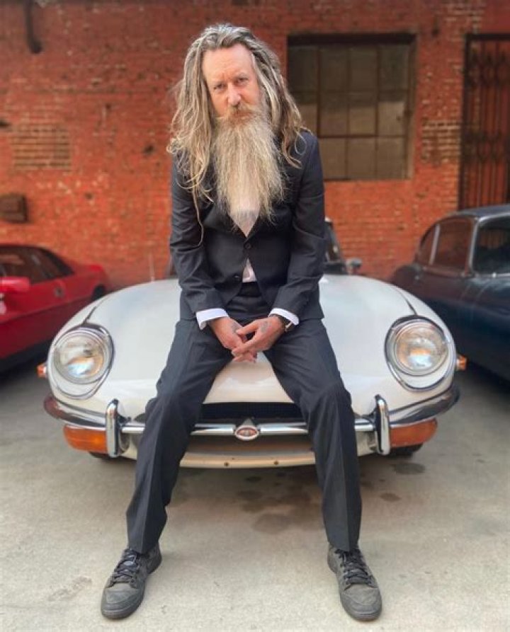 Magnus Walker Biography, Age, Height, Wife, Net Worth, Family