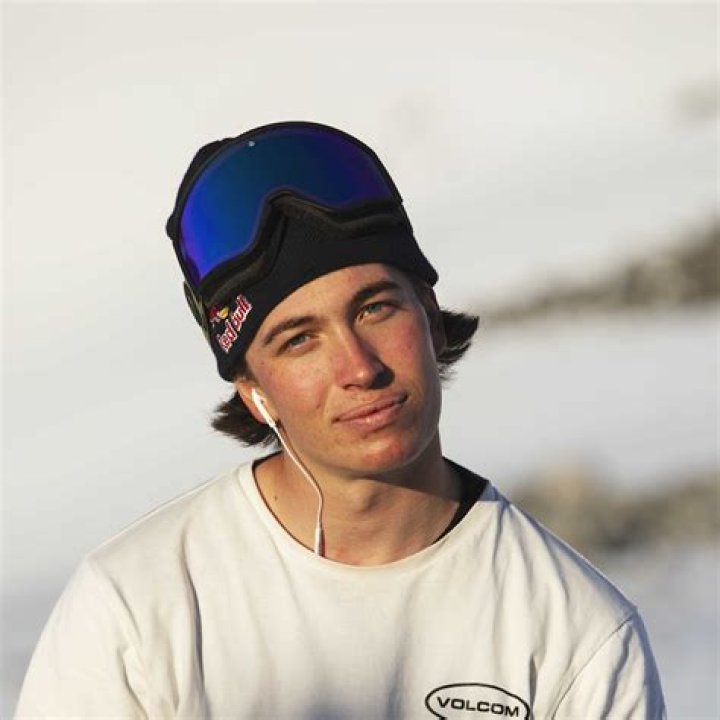Marcus Kleveland (Snowboarder) - Age, Birthday, Bio, Facts, Family, Net Worth, Height & More