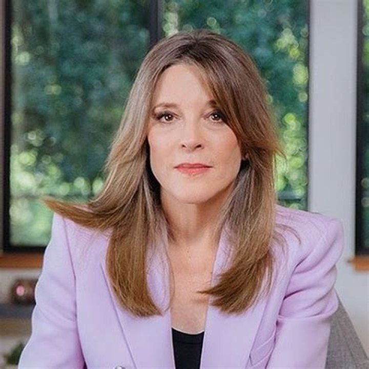 Marianne Williamson (Self-Help Author) - Age, Birthday, Bio, Facts, Family, Net Worth, Height & More