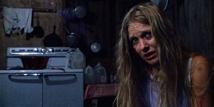 How tall was Marilyn Burns