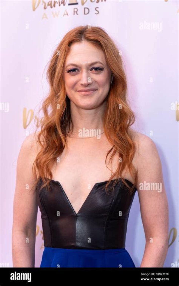 How tall is Marin Ireland