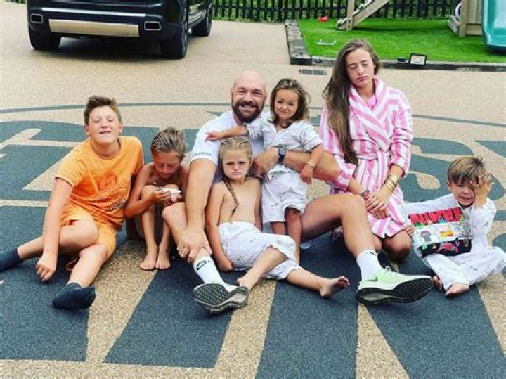
Mario Fenech Children: How May Kids Does he Have With His Wife Rebecca Fenech? 