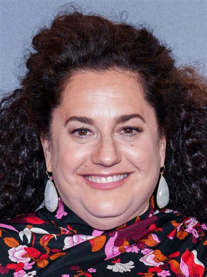 Marissa Jaret Winokur (Stage Actress) - Age, Birthday, Bio, Facts, Family, Net Worth, Height & More