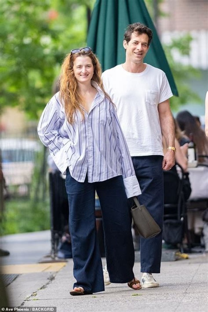 Mark Ronson Height, Weight, Net Worth, Age, Birthday, Wikipedia, Who, Nationality, Biography