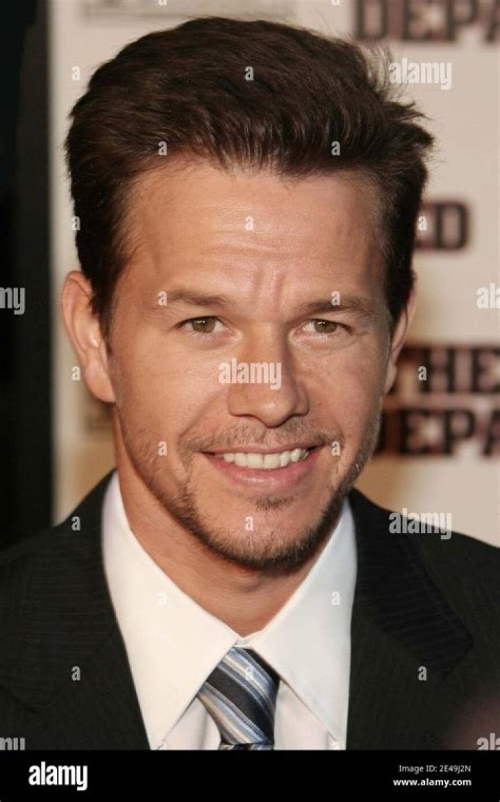 How tall is Mark Wahlberg - Page 2