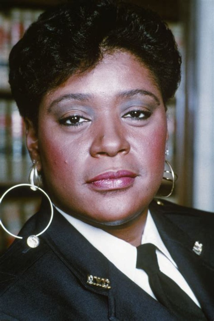 Marsha Warfield biografía, edad, altura, esposa, net worth, familia