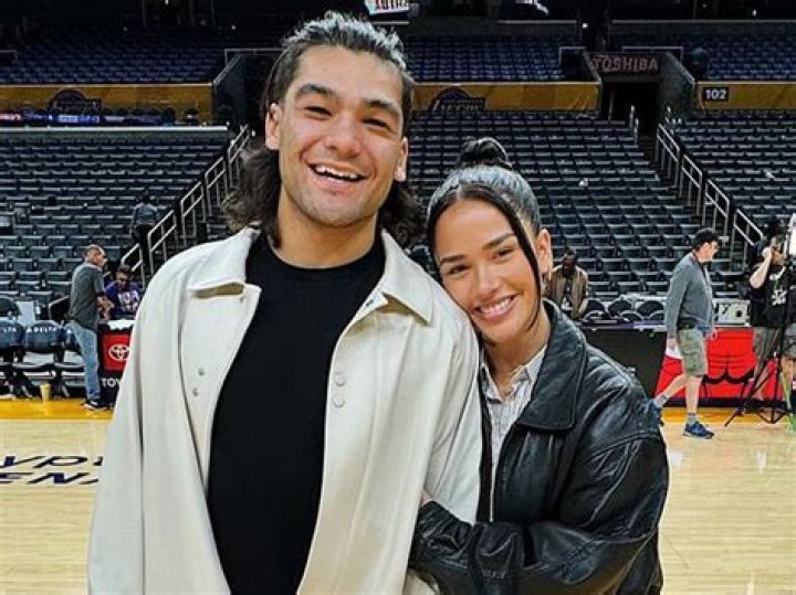 
Martin Aiono Height, Weight, Net Worth, Age, Birthday, Wikipedia, Who, Instagram, Biography 