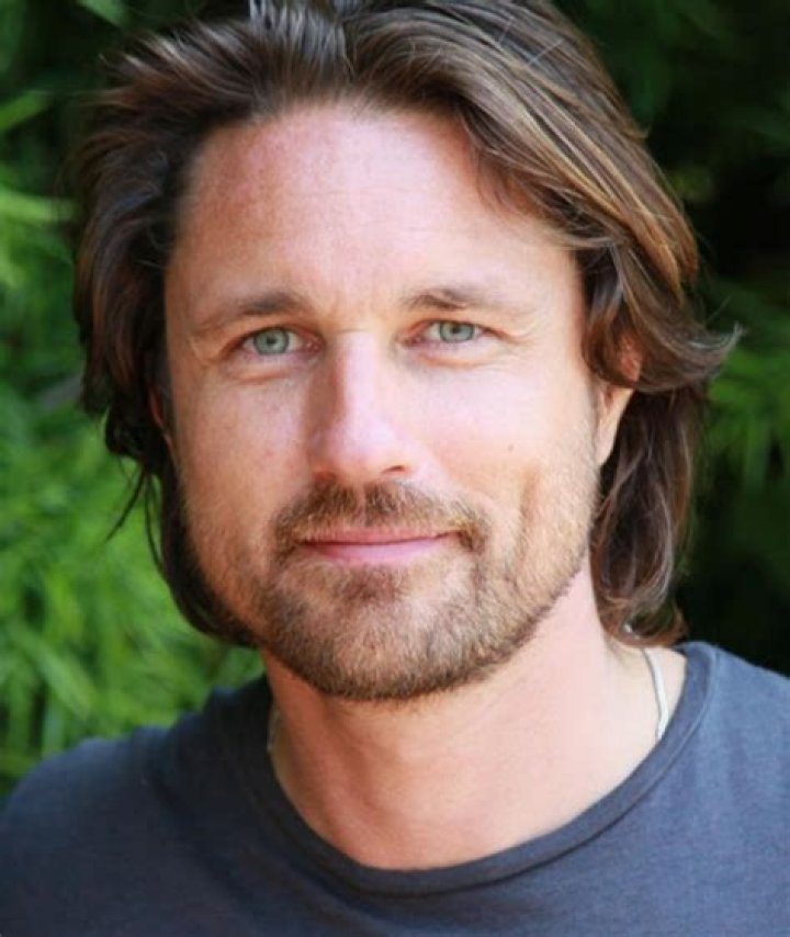 Martin Henderson – Celebsgraphy