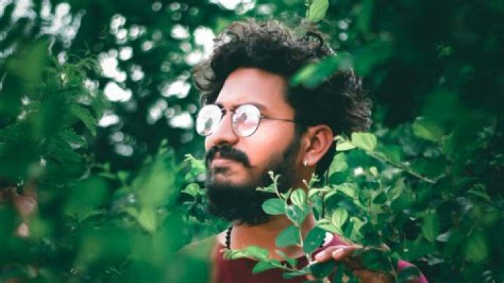 Mathew Gisoni (Family Member) - Age, Birthday, Bio, Facts, Family, Net Worth, Height & More