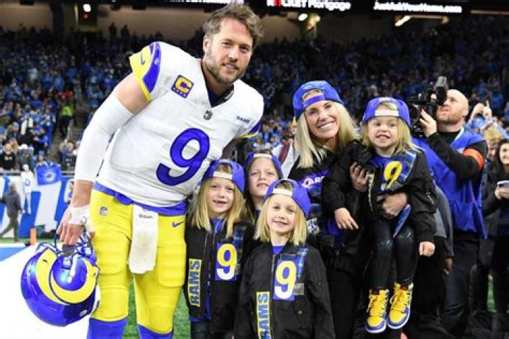 Matthew Stafford and His Wife Kelly Have 4 Cute Daughters! Meet the NFL Quarterback’s Kids