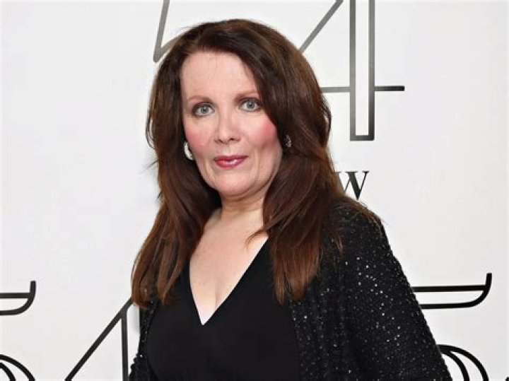 
Maureen McGovern on Living with Alzheimer’s Disease: ‘You Go One Day at a Time’ 