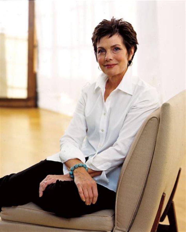 Maureen Orth (Journalist) - Age, Birthday, Bio, Facts, Family, Net Worth, Height & More