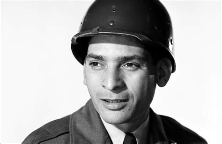 Maurice Jara Biography, Age, Height, Wife, Net Worth, Family