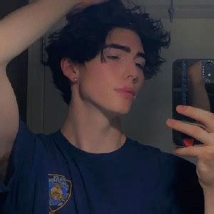 Max Didluck Age | Wiki, Net worth, Bio, Height, Girlfriend