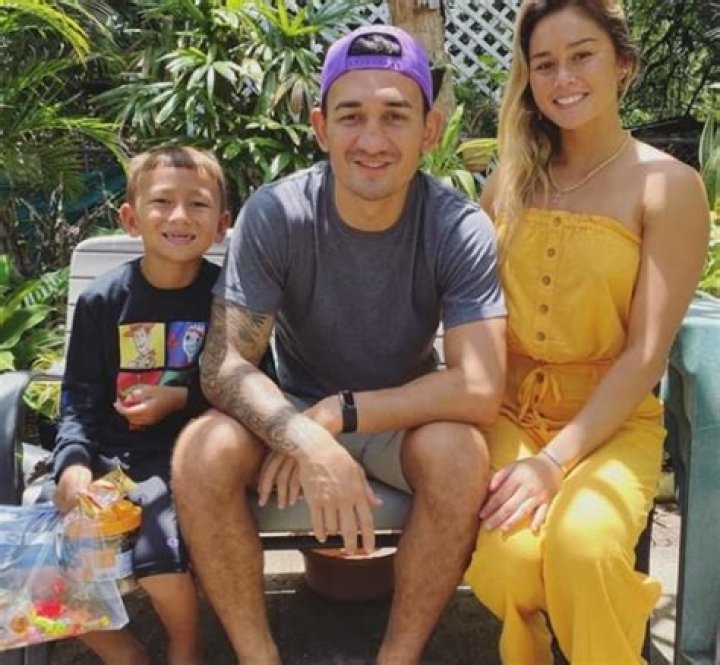 
Max Holloway is Married to Wife: Alessa Quizon. Kids: Rush. 