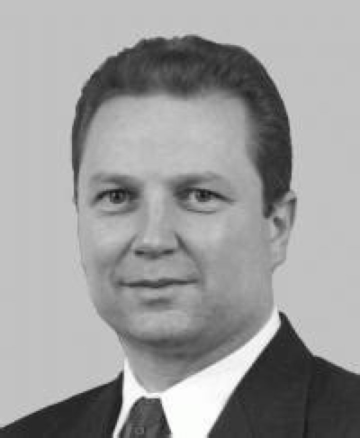 Max Sandlin Biography, Age, Height, Wife, Net Worth, Family