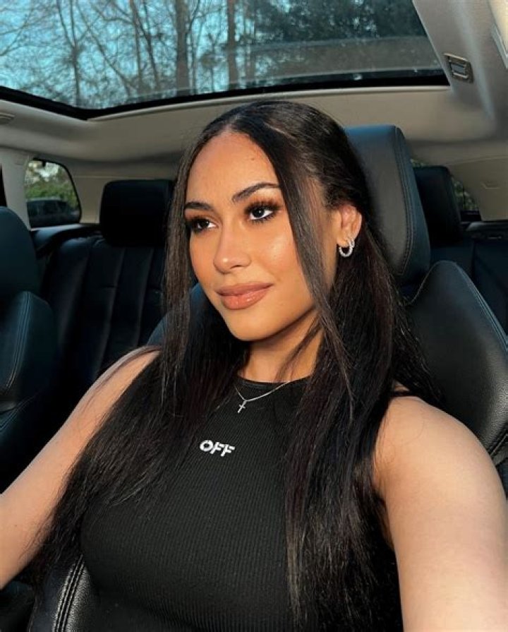 
Maya Everon Height, Weight, Net Worth, Age, Birthday, Wikipedia, Who, Nationality, Biography 