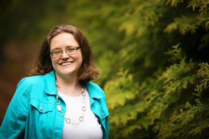 Melanie Wood Biography, Age, Height, Husband, Net Worth, Family