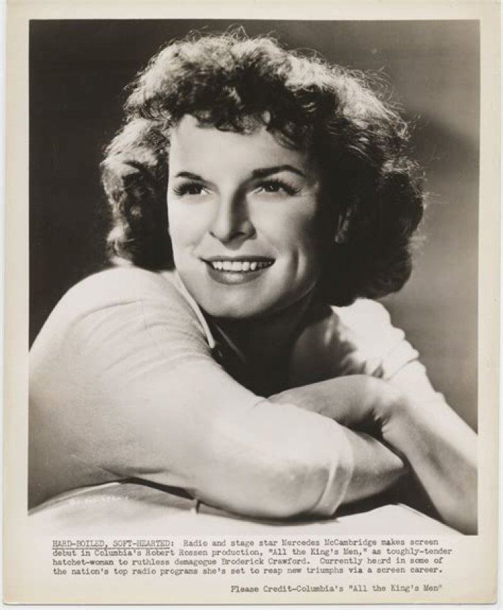 Mercedes McCambridge (Movie Actress) - Age, Birthday, Bio, Facts, Family, Net Worth, Height & More