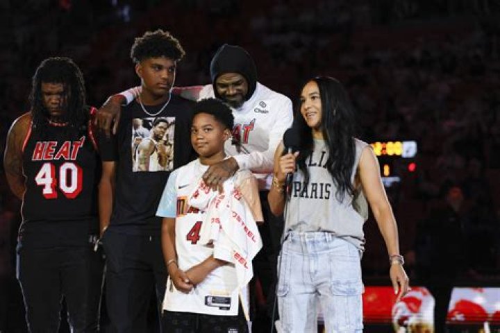 
Miami Heat Player Udonis Haslem Has A Lovely Family With Wife Faith Rein and Kids 