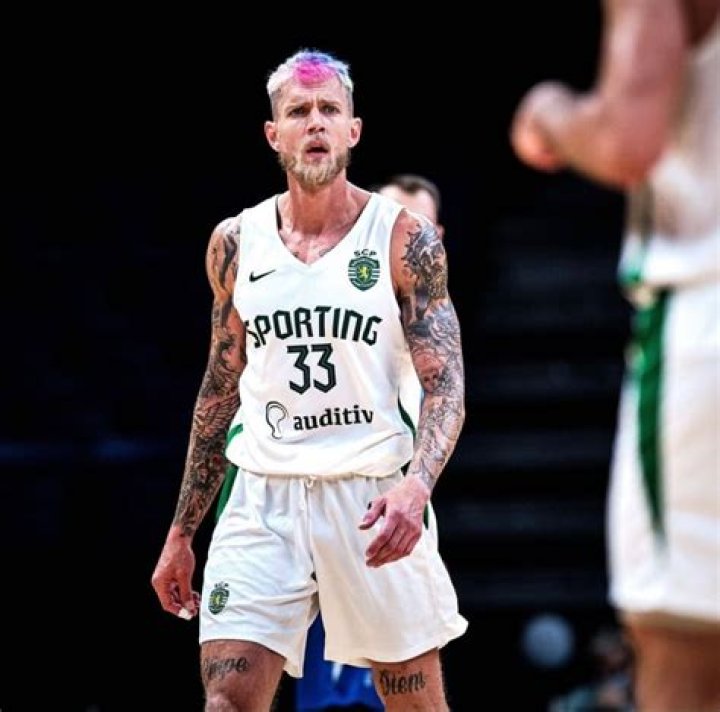 Micah Downs Biography, Age, Height, Wife, Net Worth, Family