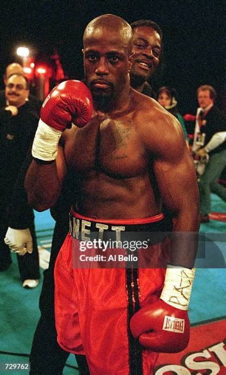 Michael Bennett Biography, Age, Height, Wife, Net Worth, Family