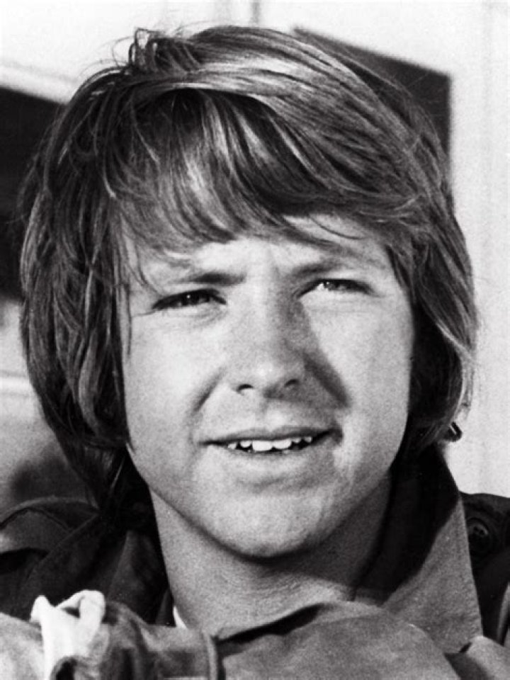 Michael Burns (TV Actor) - Age, Birthday, Bio, Facts, Family, Net Worth, Height & More