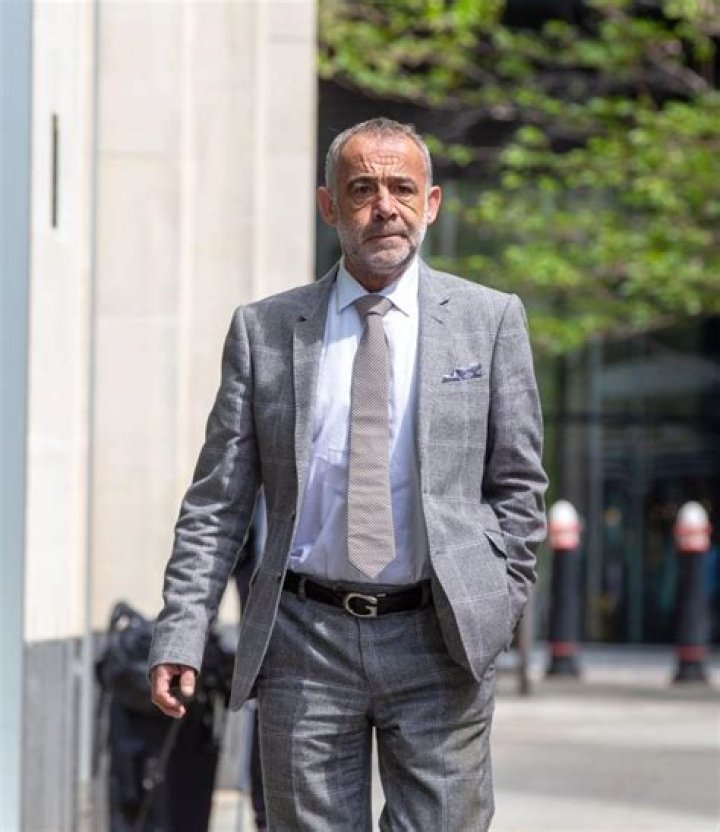 
Michael Le Vell Height, Weight, Net Worth, Age, Birthday, Wikipedia, Who, Nationality, Biography 