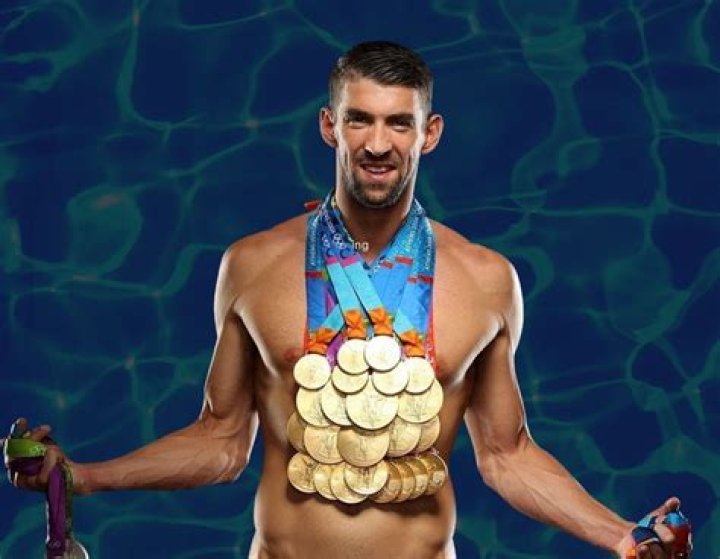 How tall is Michael Phelps