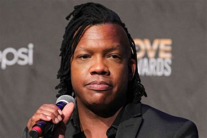 Michael Tait (Rock Singer) - Age, Birthday, Bio, Facts, Family, Net Worth, Height & More