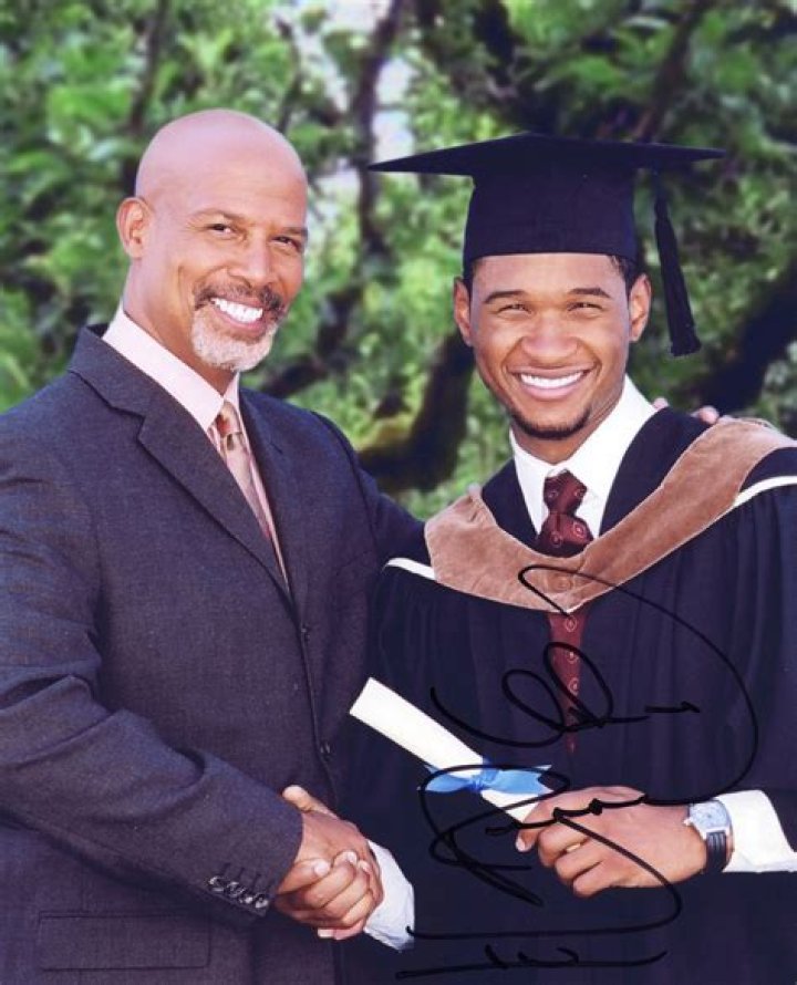 Michael Warren (actor) Biography, Age, Height, Wife, Net Worth and Family