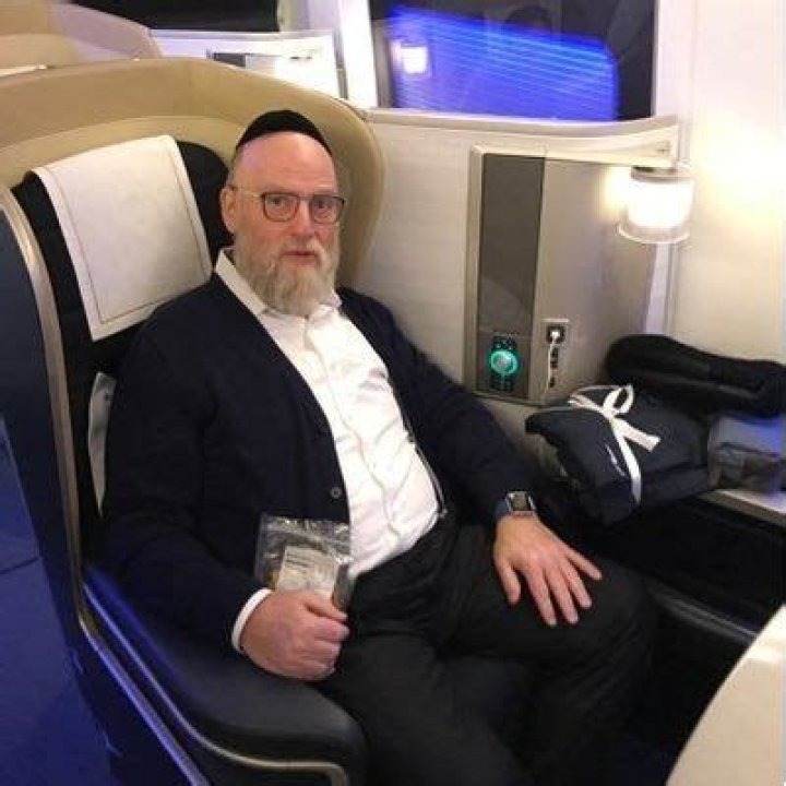 
Michoel Schnitzler An Iconic Singer Passed Away At The Age Of 62 