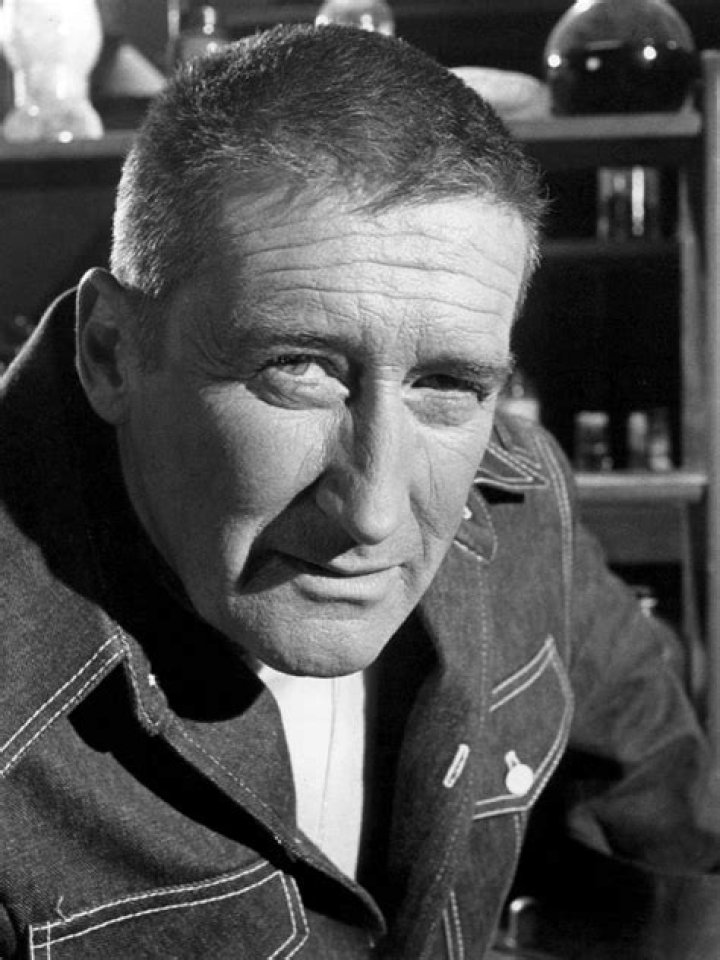 Mickey Spillane Biography, Age, Height, Wife, Net Worth, Family