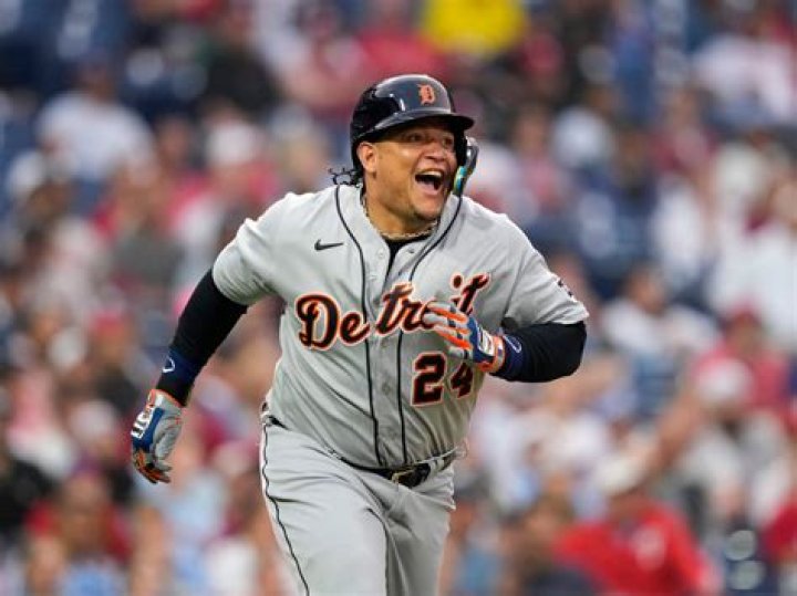 Miguel Cabrera Biography, Age, Height, Wife, Net Worth, Family