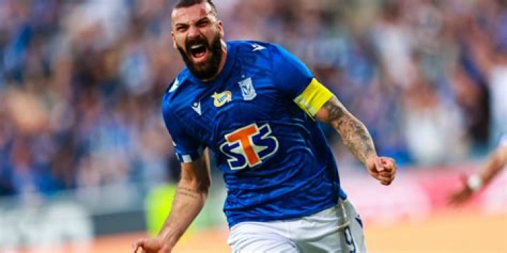 Mikael Ishak Biography, Age, Height, Wife, Net Worth, Family