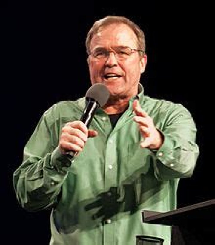 Mike Bickle biografía, edad, altura, esposo, net worth, familia