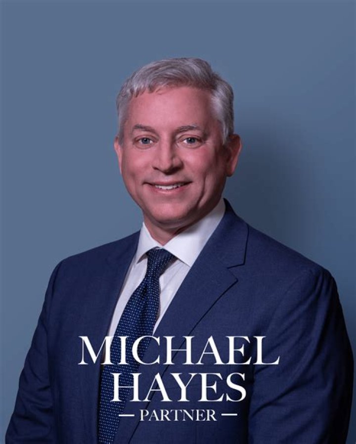 Mike Hayes Biography, Age, Height, Wife, Net Worth, Family