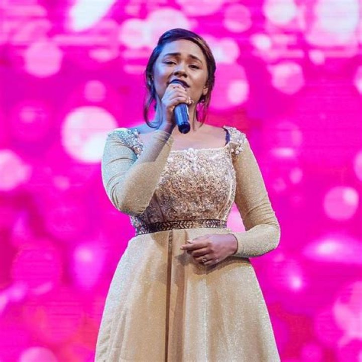 Mira Mohamed Majid (World Music Singer) - Age, Birthday, Bio, Facts, Family, Net Worth, Height & More