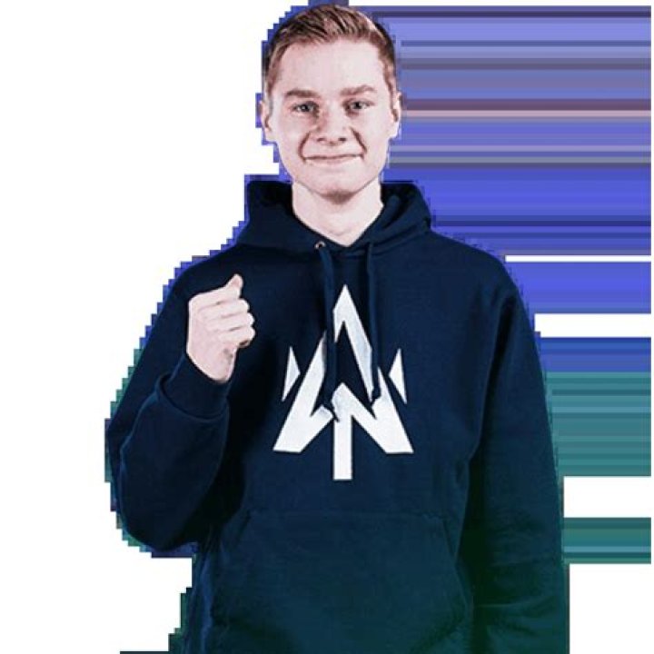 Mitr0 (eSports Player) - Age, Birthday, Bio, Facts, Family, Net Worth, Height & More