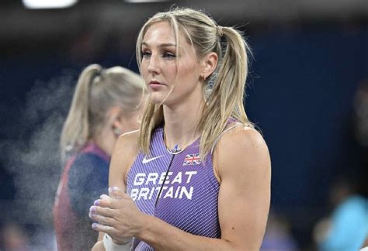 Molly Caudery Biography, Age, Height, Husband, Net Worth, Family