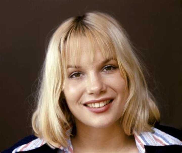 Monique van de Ven (Movie Actress) - Age, Birthday, Bio, Facts, Family, Net Worth, Height & More