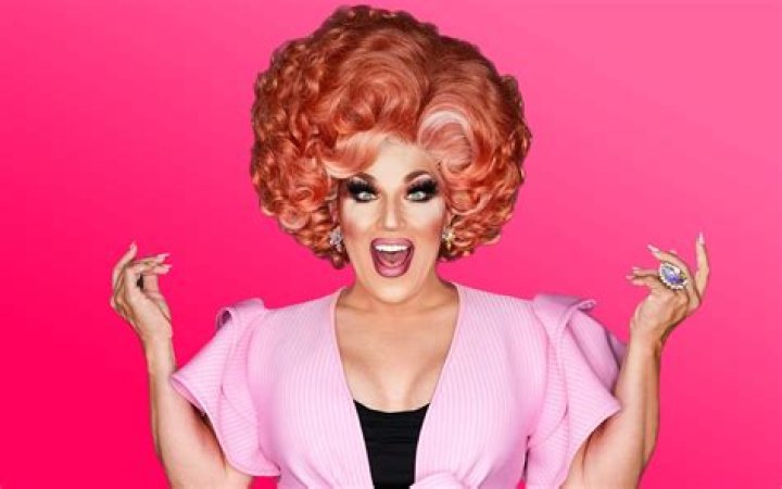 Mrs. Kasha Davis Biography, Age, Height, Husband, Net Worth, Family