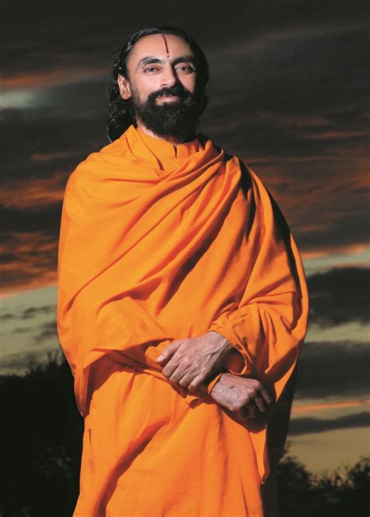 Mukundananda Biography, Age, Height, Wife, Net Worth, Family