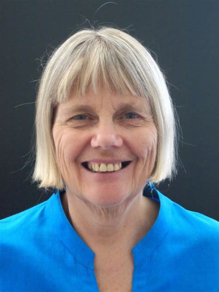 Nadia Wheatley Biography, Age, Height, Wife, Net Worth and Family