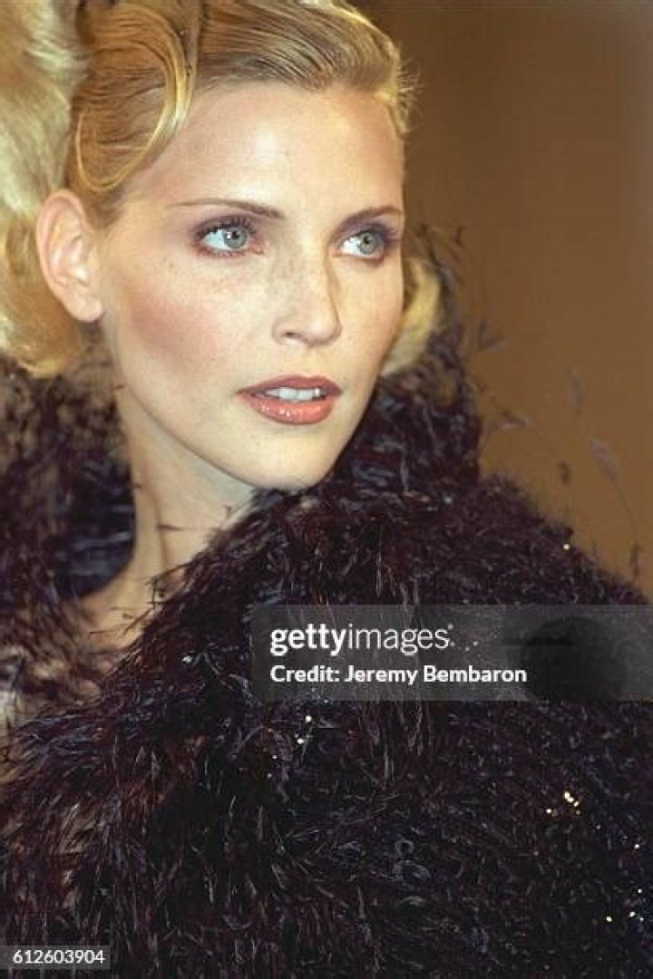 How tall is Nadja Auermann