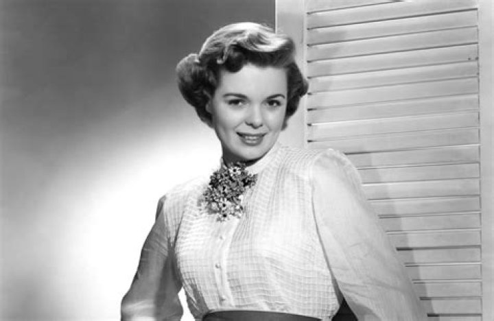 Nancy Gates Biography, Age, Height, Husband, Net Worth, Family