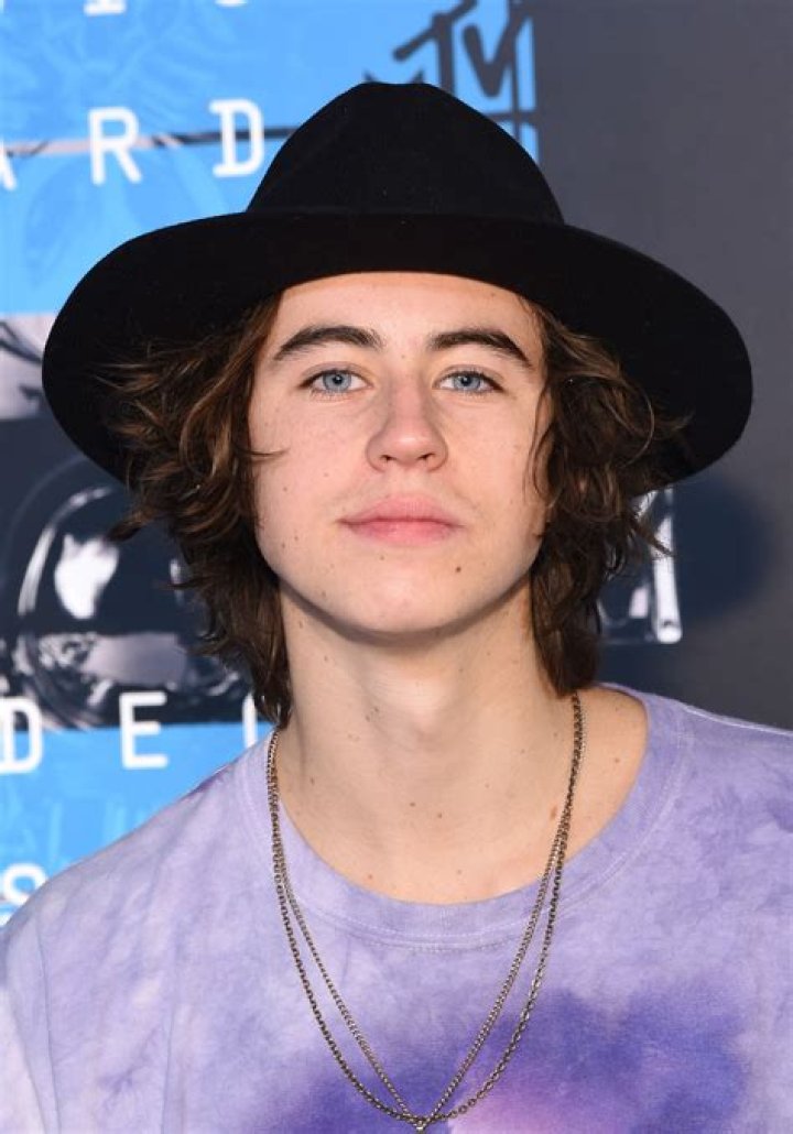 Nash Grier (Movie Actor) - Age, Birthday, Bio, Facts, Family, Net Worth, Height & More