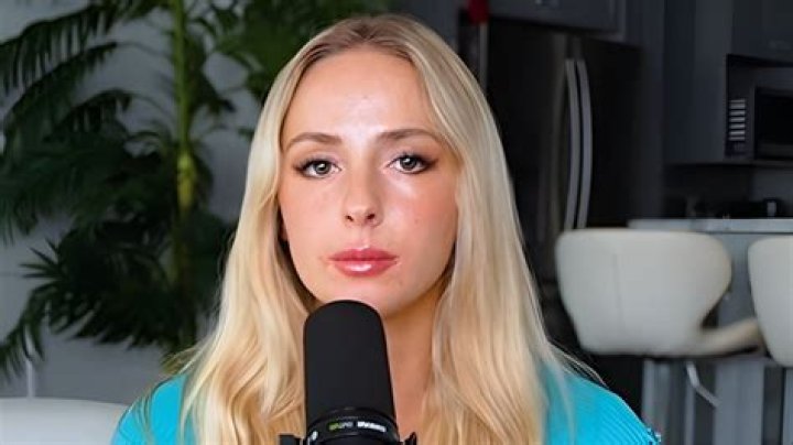 Natalie Reynolds (TikTok Star) - Age, Birthday, Bio, Facts, Family, Net Worth, Height & More