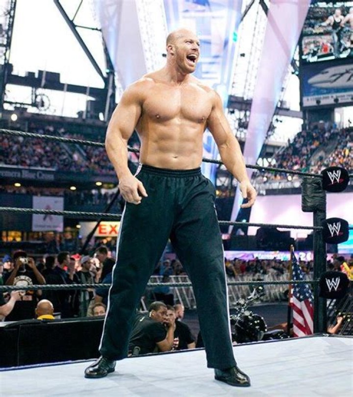 Nathan Jones (Movie Actor) - Age, Birthday, Bio, Facts, Family, Net Worth, Height & More